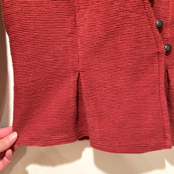 Madewell Texture & Thread Button-Wrap Top, Size S, Red (Rust)/Burnt Orange - Picture 3 of 13
